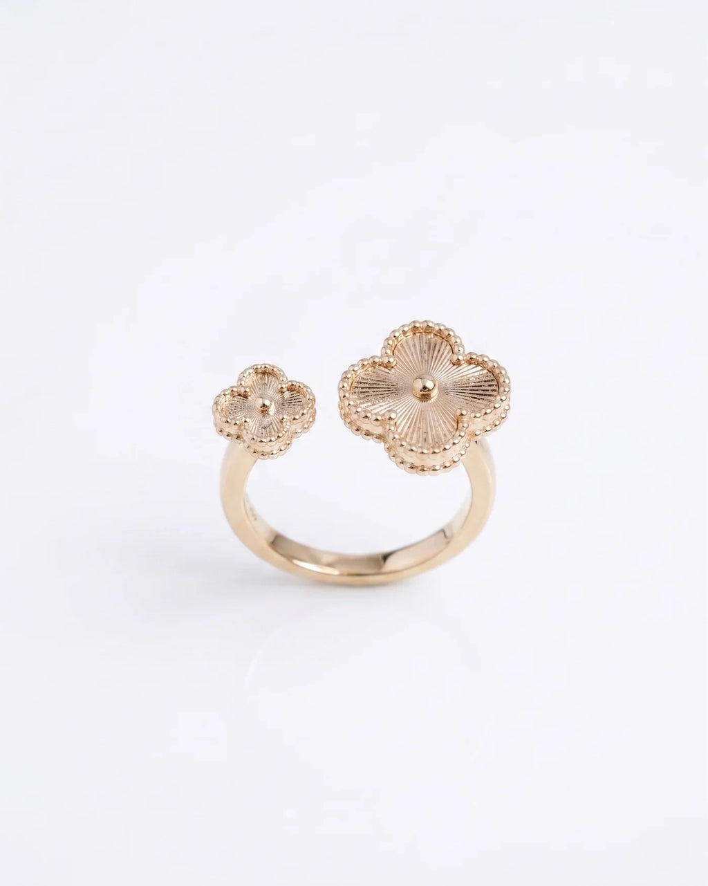 Anillo Doble Trébol Ajustable Diamantado