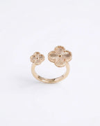 Anillo Doble Trébol Ajustable Diamantado