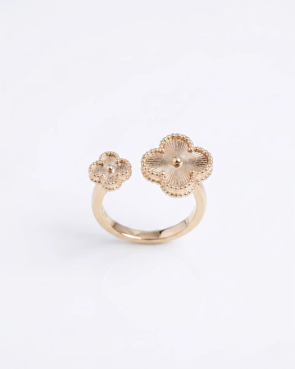 Anillo Doble Trébol Ajustable Diamantado
