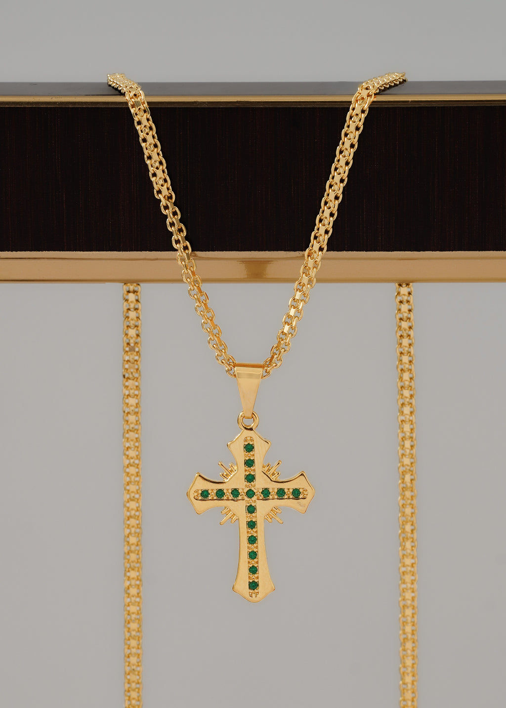 Set T. Chino + Cruz Sagrada